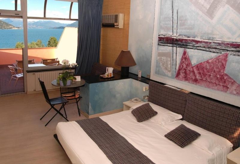 Conca Azzurra Wellness & Beauty Hotel Ranco Pokój zdjęcie
